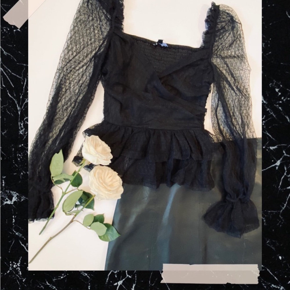 Lace Long Sleeve Ruffle Detail Smocked NWT